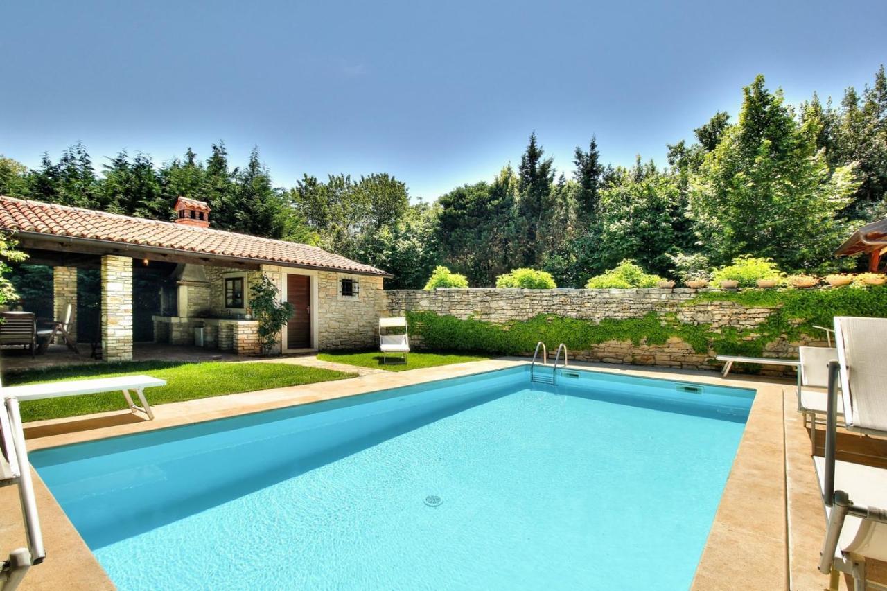 Villa Anthony With 3 Bedroom And Private Pool Near Umag Materada Eksteriør bilde
